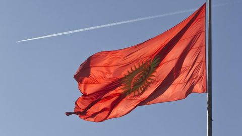 Qirg‘izistonda prezident ma’muriyatining sobiq rahbari va sobiq bosh vazir o‘rinbosari hibsga olindi