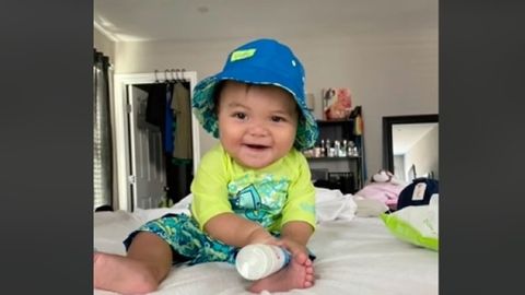 AQShda o‘n oylik bola Tesla’ni yangilanish funksiyalari uchun 10 ming dollar “sarflab yubordi”