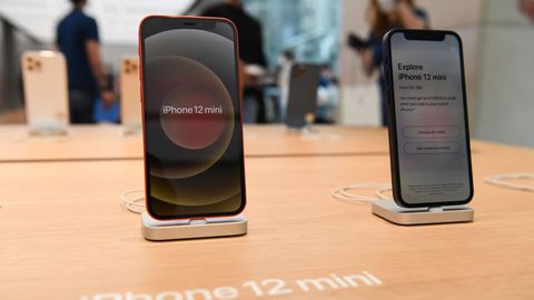 Apple талаб камлиги боис iPhone 12 mini’ни ишлаб чиқаришни тўхтатди