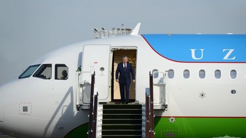 Shavkat Mirziyoyev Tojikistonga rasmiy tashrifini yakunlab, Toshkentga qaytib keldi