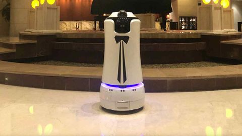 Xitoyda yil oxiriga borib mehmonxonalardagi 3,5 ming ishchi o‘rnini robotlar egallaydi