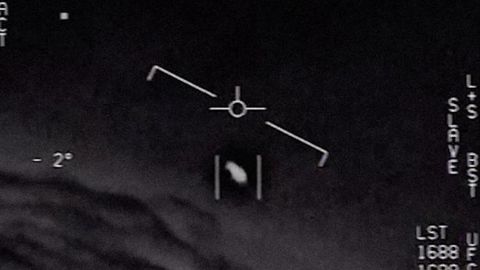 Америка разведкаси 17 йил ичида аниқланган 144 та номаълум учар жисм ҳақида ҳисобот берди