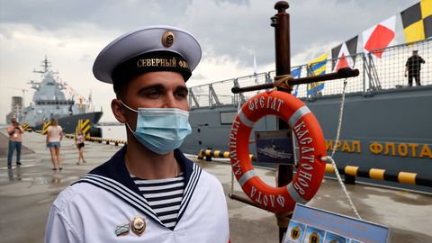 Moskvada COVID-kasalxona yonib ketdi, Britaniyada koronavirusga chalinish bo‘yicha rekordlar qayd etilmoqda, Ummon “Sputnik V”ni ma’qulladi. Koronaxabarlar