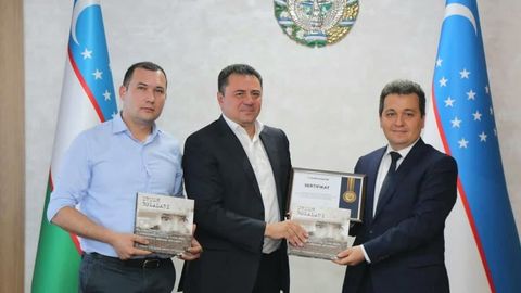 Мактаб кутубхоналарига уруш болалари ҳақида ноёб китоб тақдим этилади