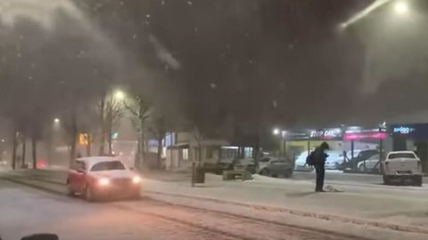 Braziliyada havo rekord darajada sovib, qor yog‘di (video)