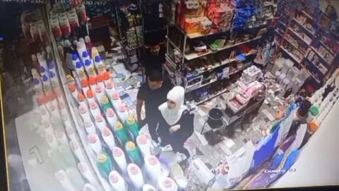 Ижтимоий тармоқларда Captiva’да келган эркак ва аёл дўконда ўғрилик қилгани акс этган видео тарқалди. Ҳолат юзасидан ИИББ маълумот берди