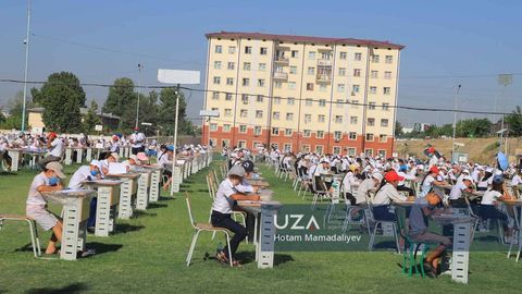“Bolalar tegishli sharoitlar bilan ta’minlanishi kerak edi”. O‘zbekiston bolalar ombudsmani Prezident maktabiga imtihonlar jaziramada ochiq joyda o‘tkazilgani haqida