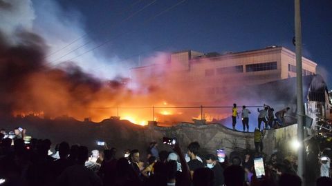 Ироқдаги COVID-касалхона ёниб кетди, 77 киши ҳалок бўлди (видео)