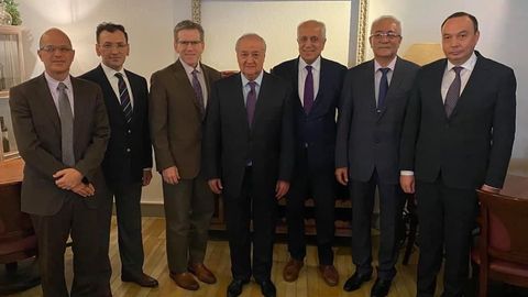 Абдулазиз Комилов Вашингтонда АҚШнинг Афғонистон бўйича махсус вакили билан учрашди