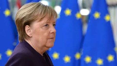 Angela Merkel o‘zining 18-ilmiy darajasini egalladi