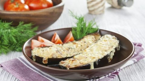 Pechda pishiriladigan baqlajonli taom retsepti