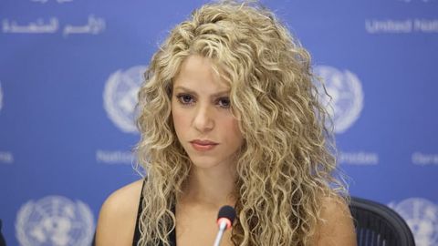 Kolumbiyalik taniqli xonanda Shakira oltita jinoyatda ayblanmoqda