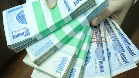O‘zbekistonda tadbirkorlarga kreditni milliy valyuta — so‘mda berish tizimi yo‘lga qo‘yiladi