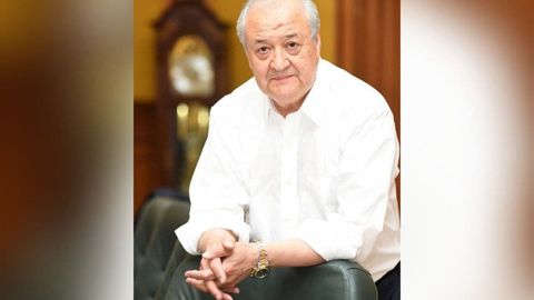 Абдулазиз Комилов коронавирусга қарши тўлиқ эмлангани маълум қилинди