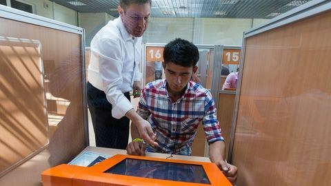 Rossiyada muhojirlar uchun rus tilidan imtihon o‘tkazishning yangi qoidalari joriy etildi