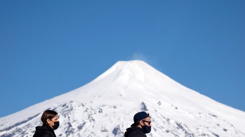Жамоавий иммунитетга эришиш иложсиз, «Спутник V» ўзини тўлиқ оқлади, чекиш антитаналар миқдорини камайтиради. Коронахабарлар