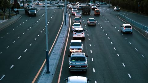 Тошкентда автобуслар учун алоҳида ҳаракатланиш бўлаги ажратилиб, бекатлар янгиланади