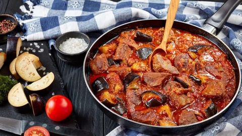 Qo‘y go‘shti va baqlajondan xushta’m ragu tayyorlaymiz