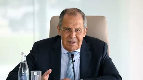 Россия ташқи ишлар вазири Қирғизистонни рус тилида сўзлашувчиларга қарши миллатчиликка чора кўришга чақирди