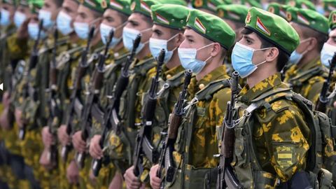 Tojikiston prezidenti mamlakat mustaqilligining 30 yilligi munosabati bilan o‘tkazilgan harbiy paradda nutq so‘zladi