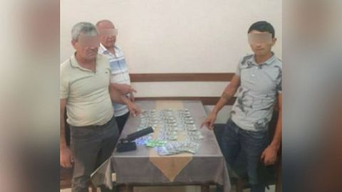 Бўстонлиқдаги 5 гектар ерни фуқарога 150 минг доллар эвазига олиб беришни ваъда қилган шахс ушланди