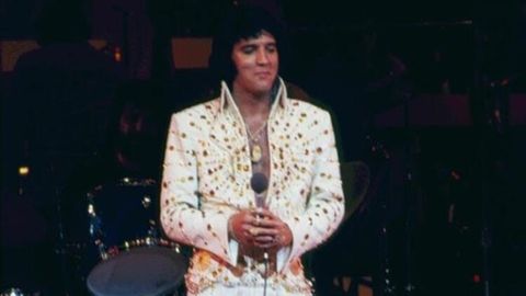 Elvis Preslining mashhur kiyimi auksion orqali rekord qiymatda sotildi