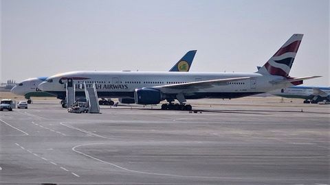 British Airways’нинг йўловчиси вафот этгани учун Тошкентга қўнишга мажбур бўлган самолётида носозлик аниқланди. Лайнер вақтинча аэропортда қолади