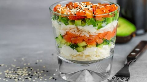 Oson tayyorlanadigan va mazali sushi salati