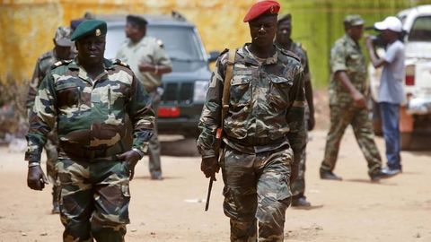 G‘arbiy Afrika davlatlari Gvineyada to‘ntarish uyushtirgan harbiylarni saylovlar o‘tkazishga chaqirdi