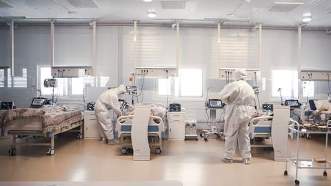 “Kasallik to‘lqini ortda qoldi, deb xulosa chiqarish uchun hali vaqt bor” — Koronavirusga qarshi kurashish shtabi a’zosi