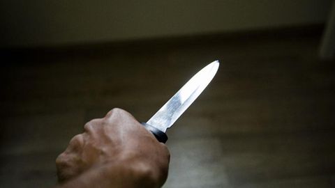Самарқандда эр ярашиш таклифини рад этгани учун хотини ва унинг акасини пичоқлади