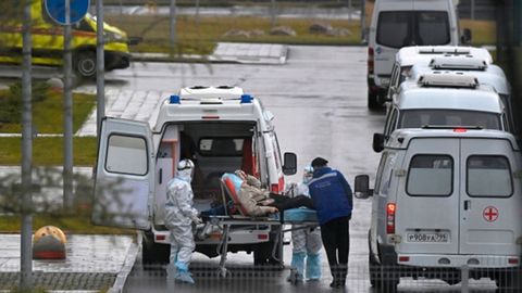 Rossiyada yangi antirekord: bir sutkada 40 mingdan ortiq kishida koronavirus aniqlandi