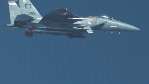 AQSh beton obyektlarni yo‘q qiladigan yangi aviabombani sinovdan muvaffaqiyatli o‘tkazdi