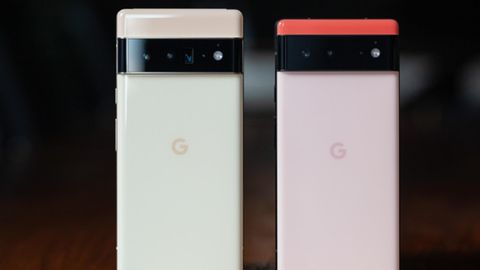 Google yangi smartfonlari taqdimotini o‘tkazdi (video)