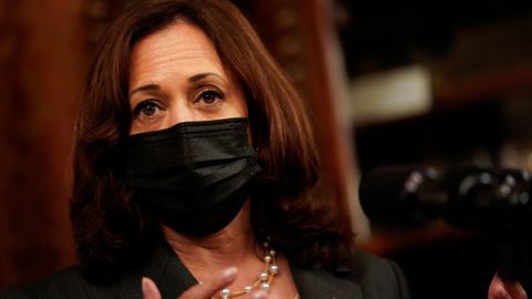 АҚШ вице-президенти Камала Харрис Вашингтондаги уйини 1,85 млн долларга сотди