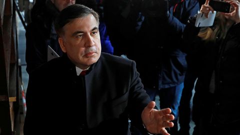 Mixail Saakashvili ochlikni to‘xtatmayapti, lekin shifokorlar tavsiya qilgan dorilarni ichishga tayyor