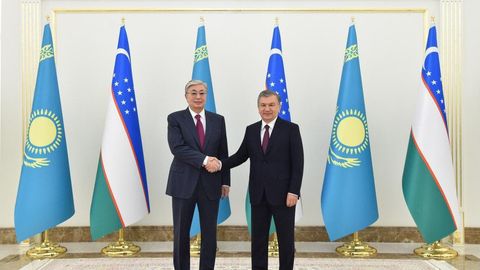 Qosim-Jo‘mart To‘qayev Shavkat Mirziyoyevni prezidentlik saylovidagi g‘alabasi bilan tabrikladi