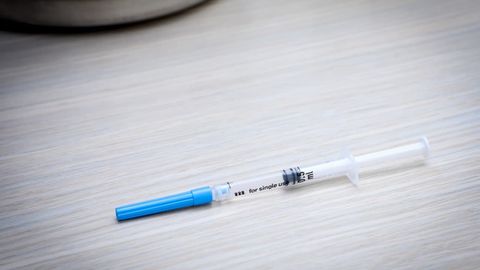 Ўзбекистонда 12 ёшдан катта 176 мингдан ортиқ бола Pfizer вакцинаси билан эмланди