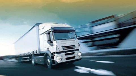 Mahsulotlarimizni yetkazib berish uchun ishonchli transport kompaniyasini izlayapmiz