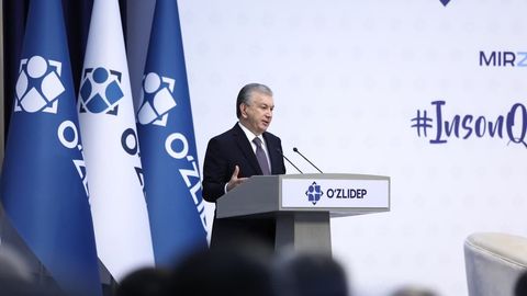 “Toshkent viloyatida turistik zonalarni barpo etishga 1 mlrd dollar investitsiya jalb etiladi” — Shavkat Mirziyoyev