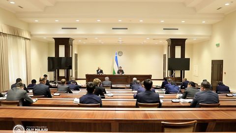 Олий Мажлис Сенати фавқулодда ҳолат тўғрисидаги қонун ва бошқа ҳужжатларни кўриб чиқади