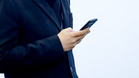 Қувасойда ишхонасига тегишли пулларни тотализаторга тикиб юборган шахс ушланди