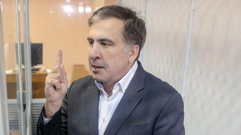 Mixail Saakashvili ochlikning 49-kunida hushidan ketdi. U qamoqxona shifoxonasining jonlantirish bo‘limiga yotqizilgan