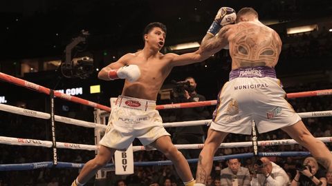 Bektemir Meliqo‘ziyevni nokautga uchratgan Gabriel Rosado yengilmas bokschiga yutqazib qo‘ydi