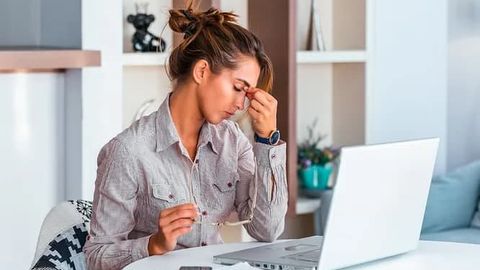 Инсульт, мия саратони ва бош оғриғи билан кечадиган бошқа касалликларни қандай аниқласа бўлади?