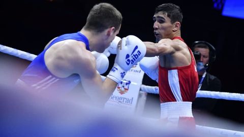 ЖЧ—2021. Абдумалик Ҳалоков россиялик боксчидан устун келди ва камида бронза медалини нақд қилиб қўйди