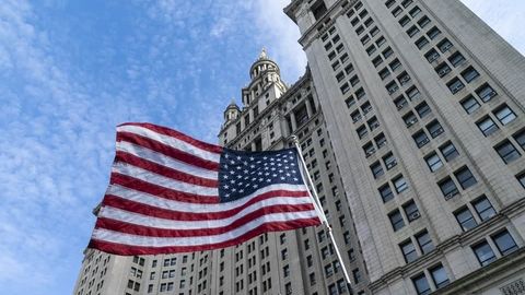 AQSh razvedkasining minglab xodimlari emlanishdan bosh tortgani uchun ishdan bo‘shatilishi mumkin