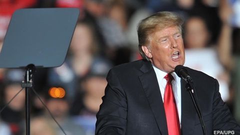 Трамп президентлик даври ҳақида китоб чоп этмоқчи
