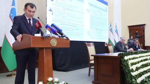 Қашқадарёда «аёллар дафтари», «ёшлар дафтари», «темир дафтар»даги фуқароларга бир йилда 83 млрд сўмлик ёрдам берилгани маълум бўлди