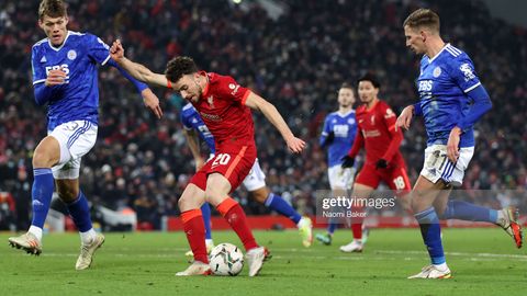 Angliya Liga Kubogi. Dramatik kechgan bahsda “Liverpul” penaltilar seriyasida “Lester”ni mag‘lub etib, yarim final yo‘llanmasini qo‘lga kiritdi. “Tottenhem” va “Chelsi” ham keyingi bosqichda